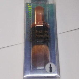 Retractable Kabuki and Blending Brush